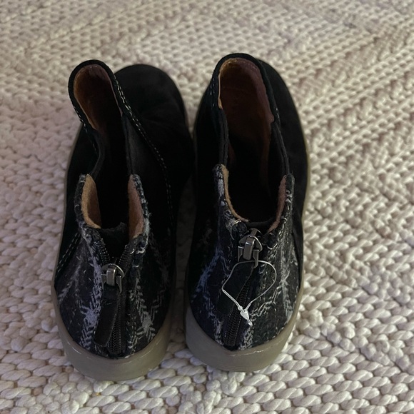 NWT Comfortiva Women’s Hollis Shoes 9.5 - Picture 3 of 7